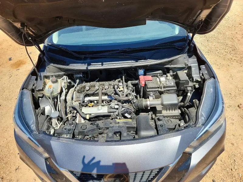 2021 NISSAN VERSA SV  