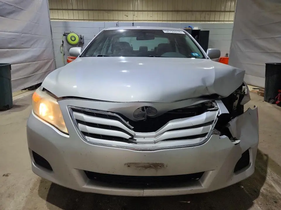 2011 TOYOTA CAMRY   