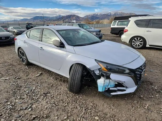 2024 NISSAN ALTIMA SR  