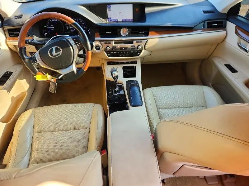 2013 LEXUS ES 300H  