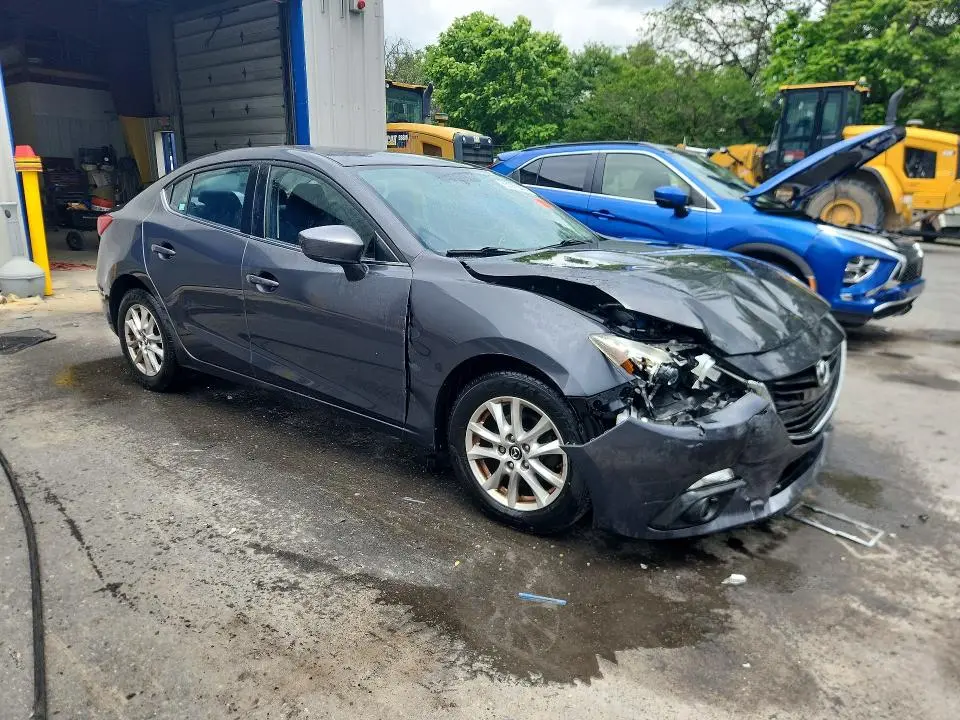 2016 MAZDA 3 TOURING  