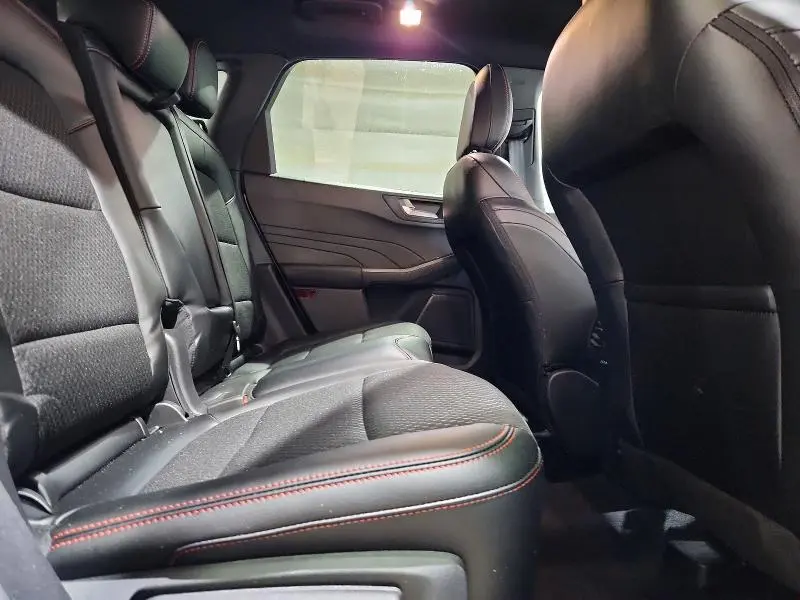 2025 FORD ESCAPE ST LINE SELECT  