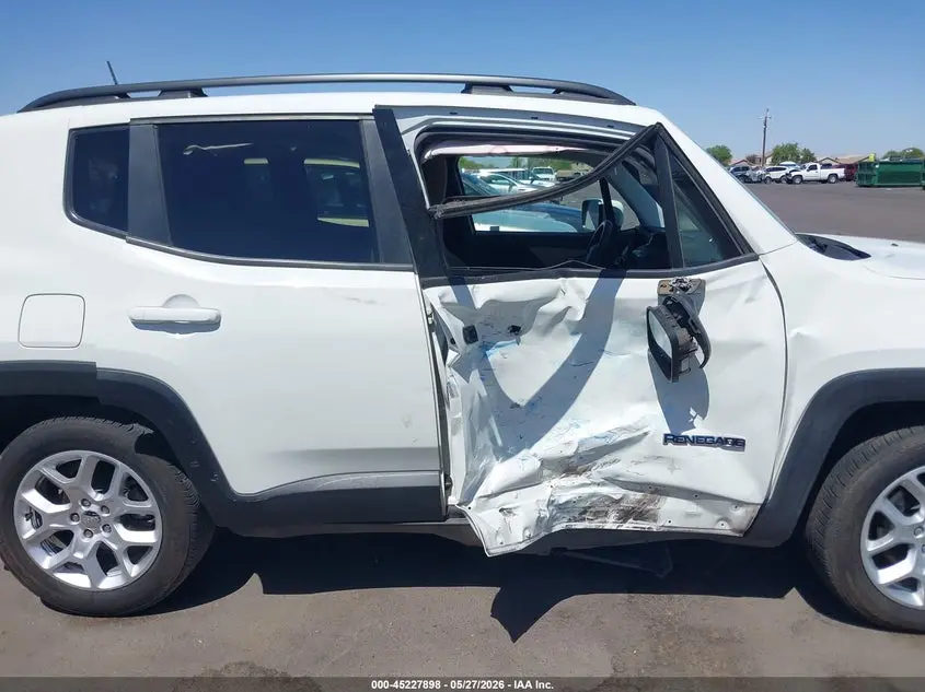 2018 JEEP RENEGADE LATITUDE FWD
