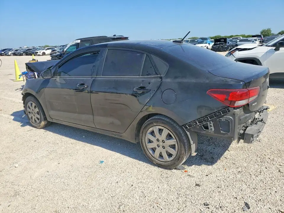 2022 KIA RIO LX  