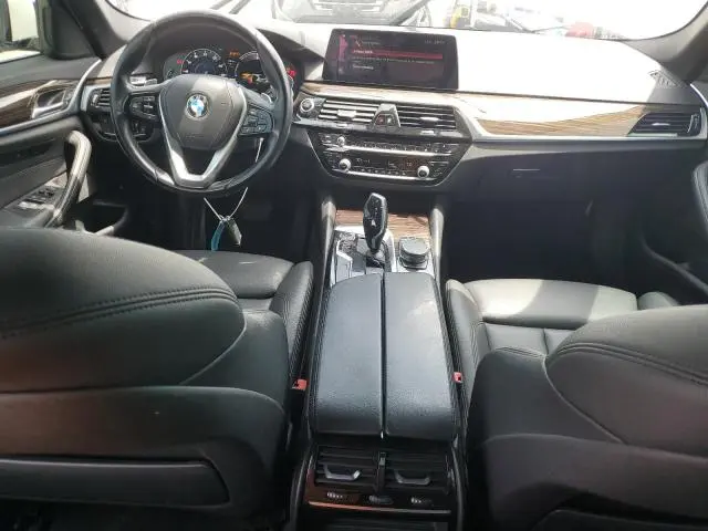 2018 BMW 530E   