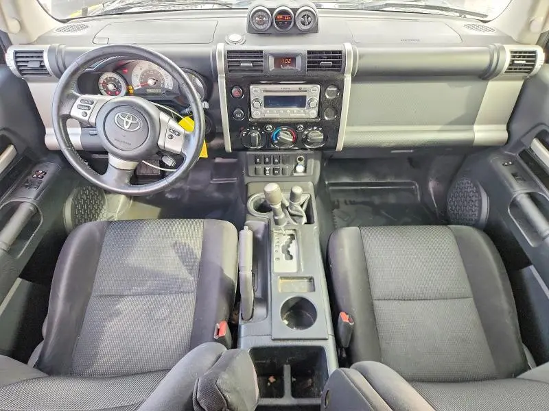 2014 TOYOTA FJ CRUISER BASE  