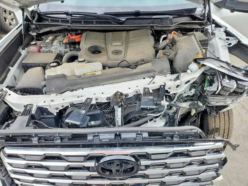 2023 TOYOTA TUNDRA CREWMAX CAPSTONE  
