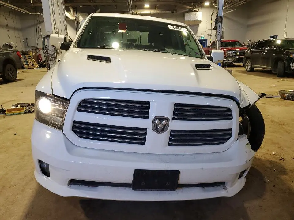 2016 RAM 1500 SPORT  