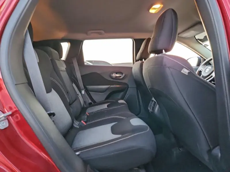 2015 JEEP CHEROKEE SPORT  