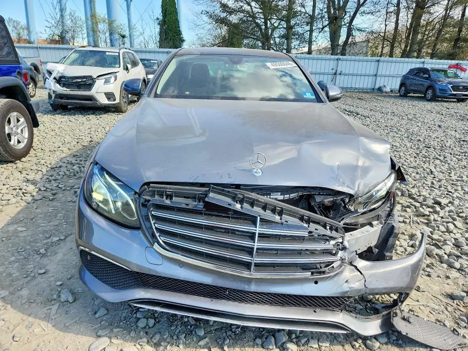 2017 MERCEDES-BENZ E 300 4MATIC  