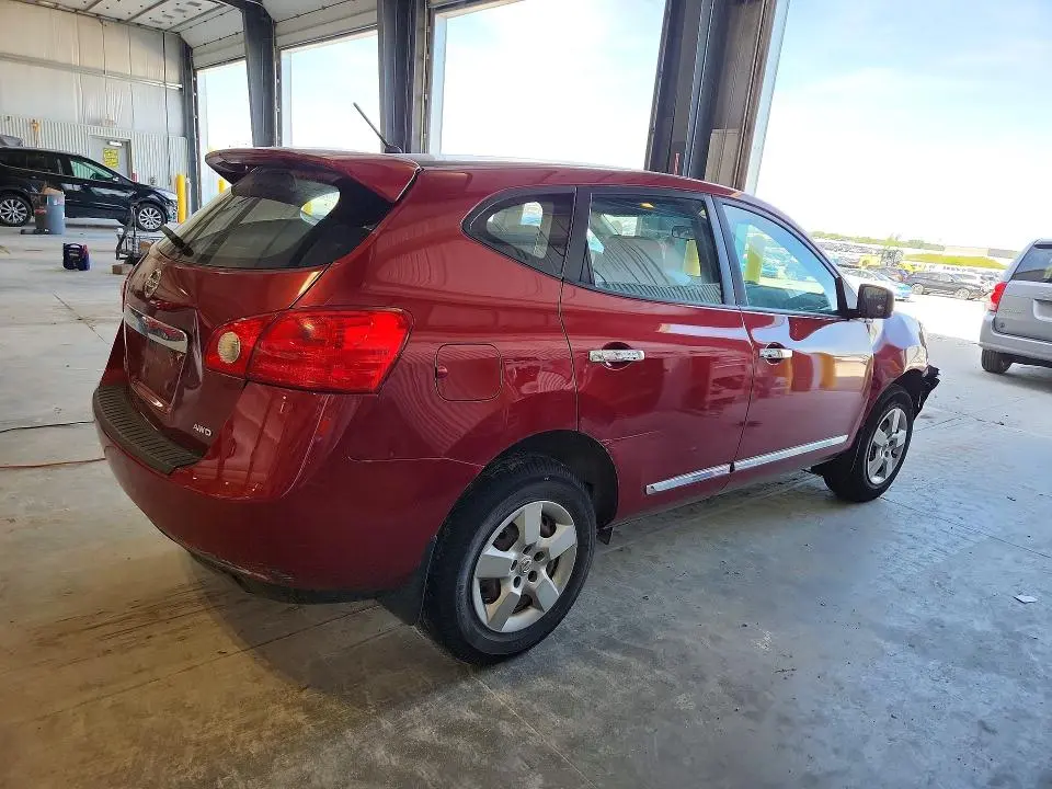 2013 NISSAN ROGUE S  