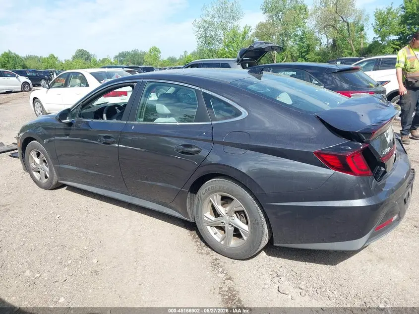 2022 HYUNDAI SONATA SE