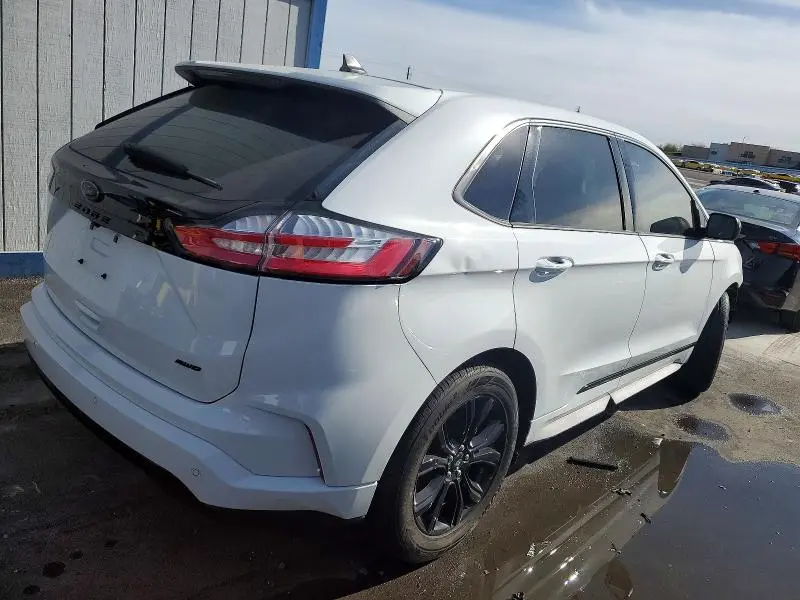 2024 FORD EDGE SE  