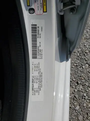 2013 DODGE AVENGER SE  