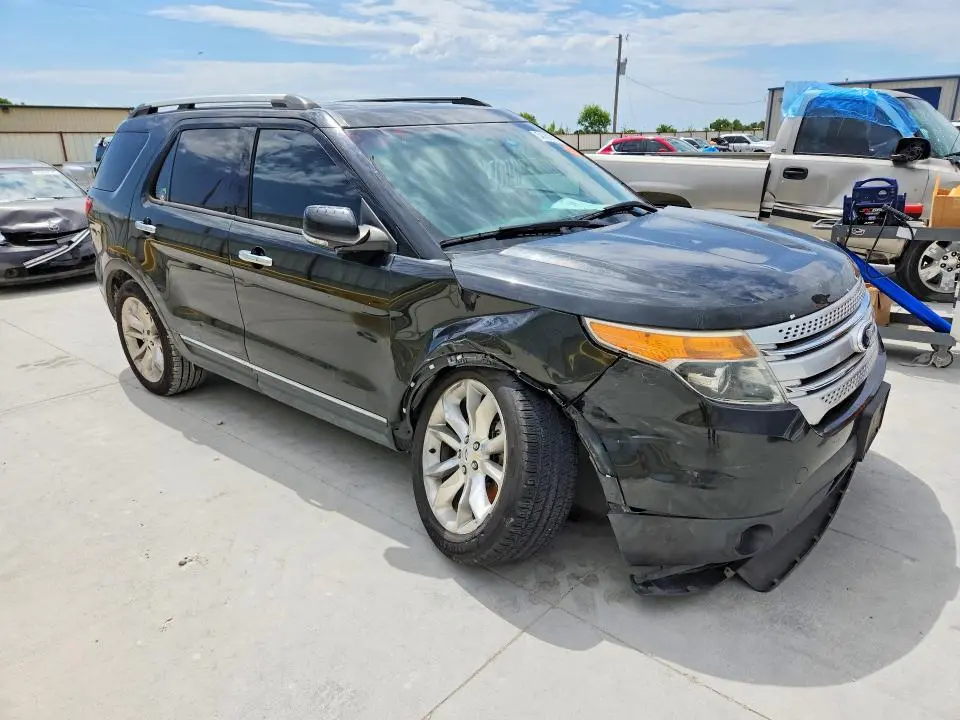 2013 FORD EXPLORER XLT  
