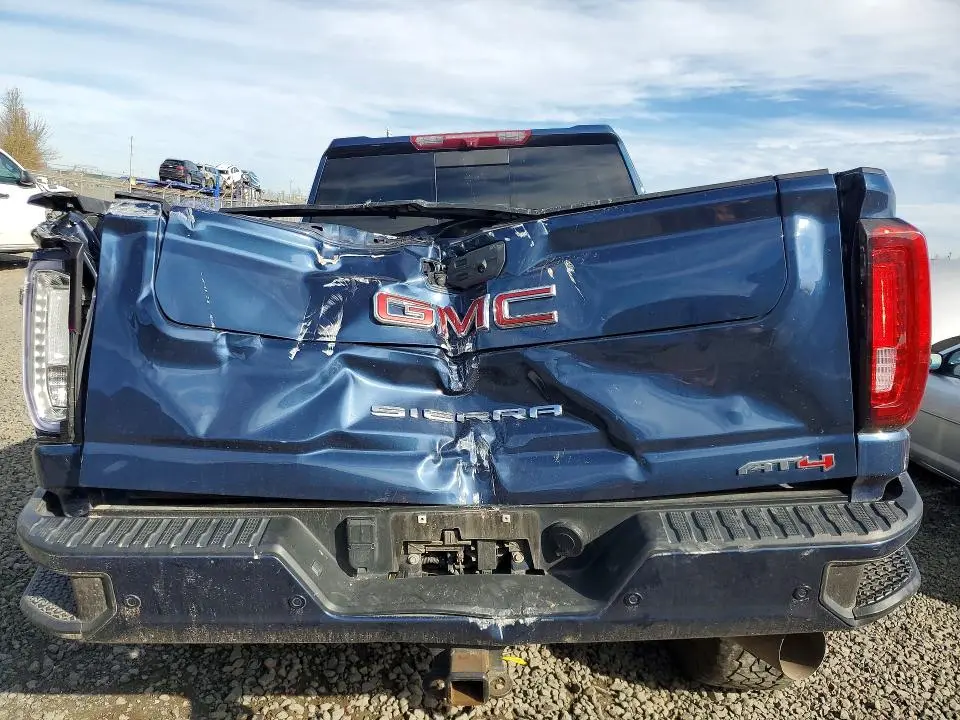 2022 GMC SIERRA K2500 AT4  