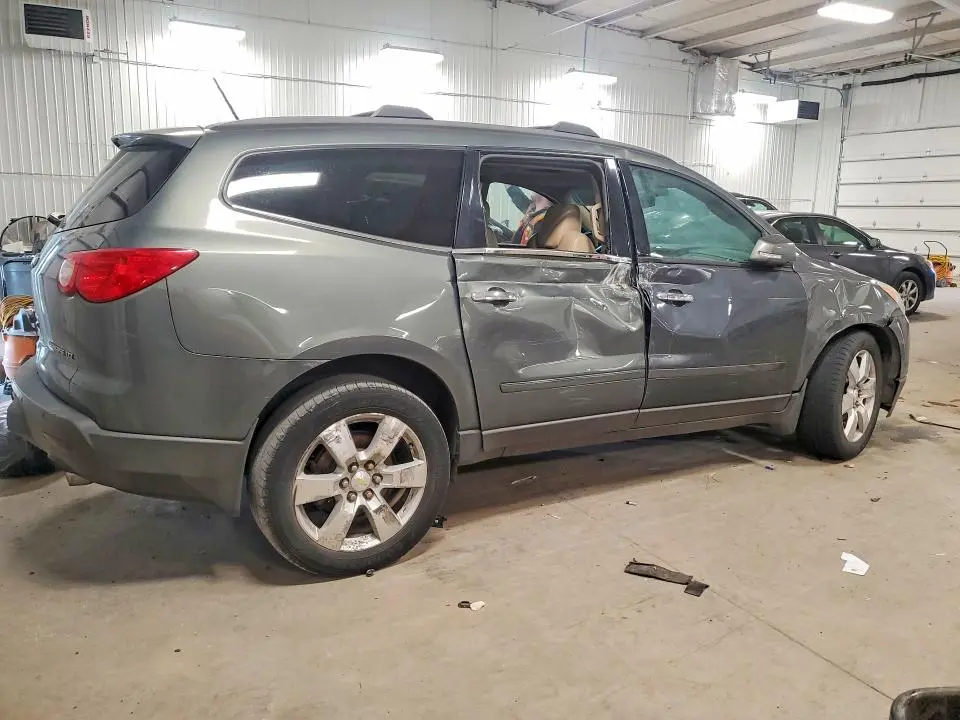 2011 CHEVROLET TRAVERSE LTZ  