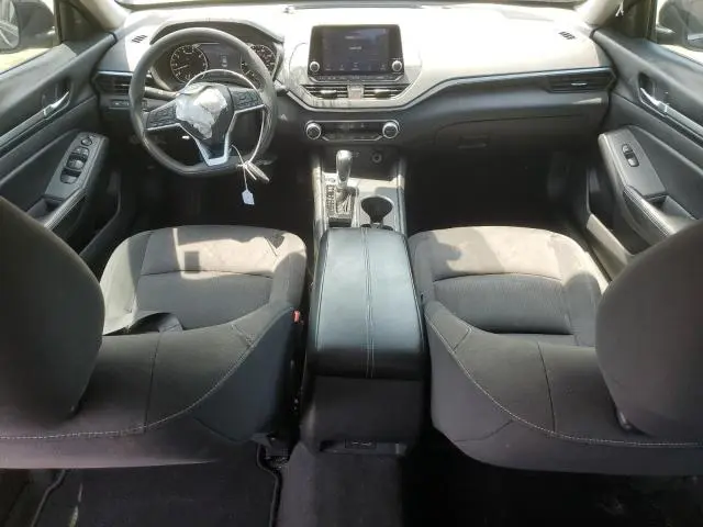 2022 NISSAN ALTIMA SV  