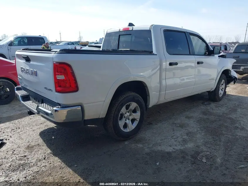 2025 RAM 1500 BIG HORN  4X4 5'7 BOX