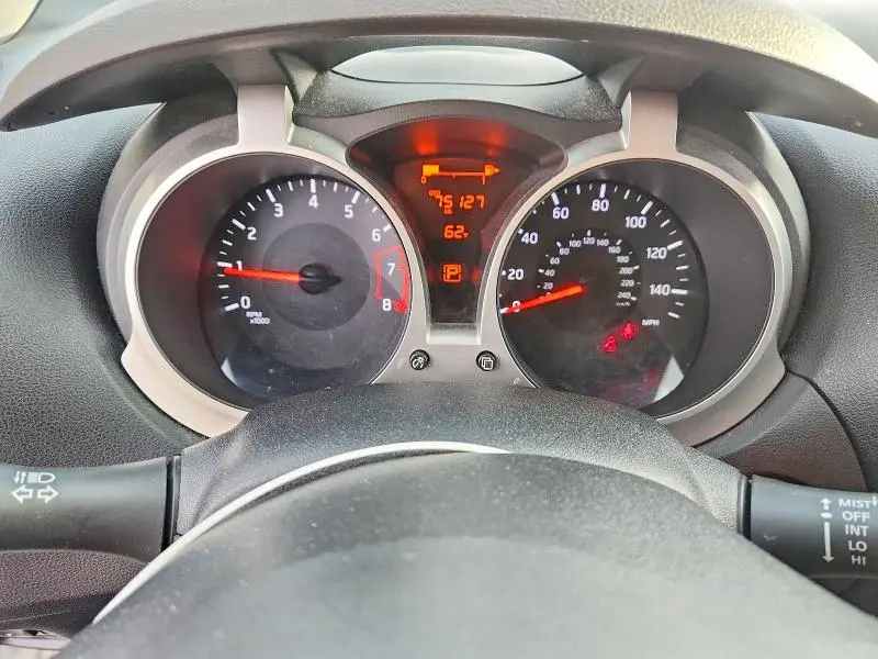 2016 NISSAN JUKE S  