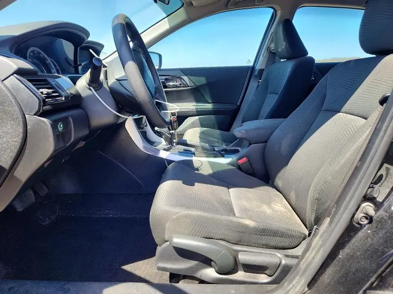 2017 HONDA ACCORD LX  