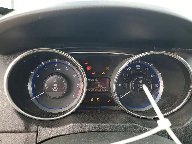 2011 HYUNDAI SONATA SE  