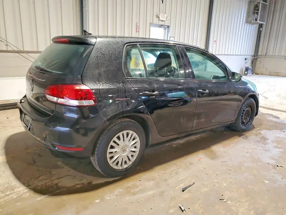 2013 VOLKSWAGEN GOLF   