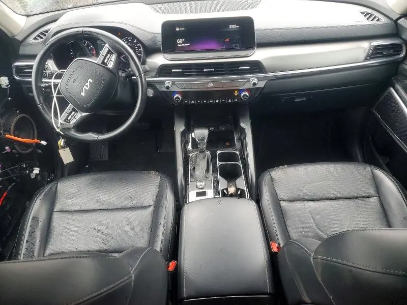 2022 KIA TELLURIDE LX  