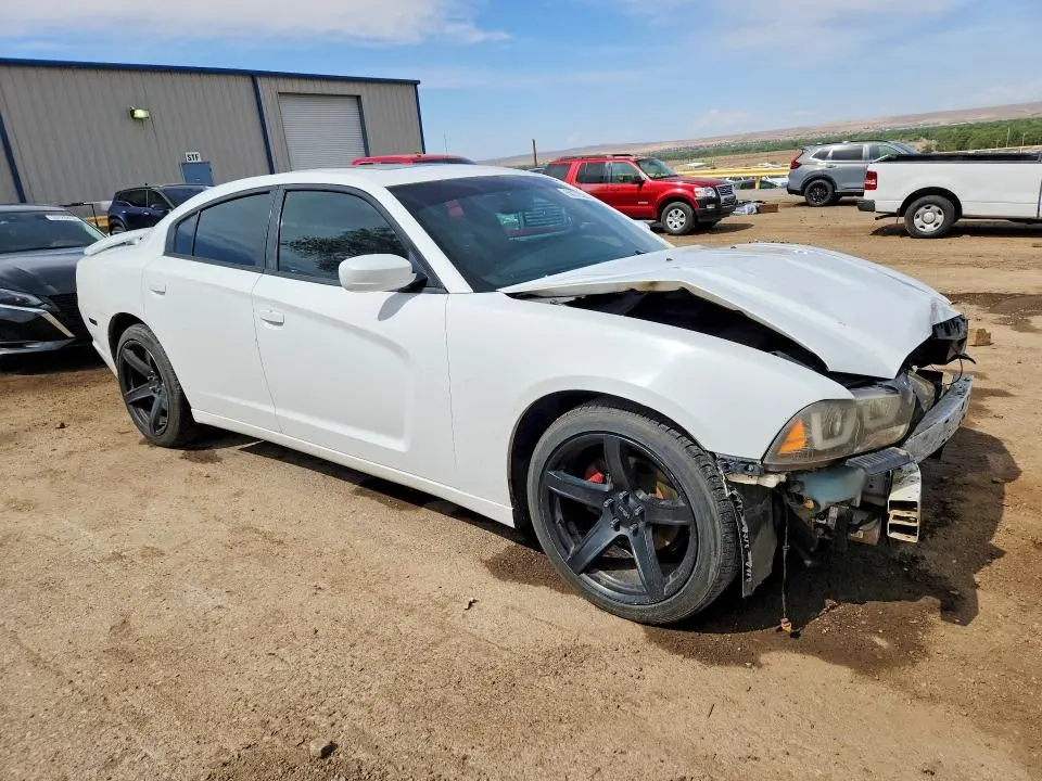 2013 DODGE CHARGER SXT  