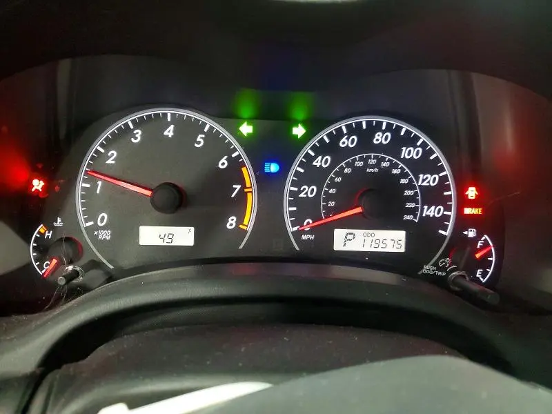 2013 TOYOTA COROLLA LE  