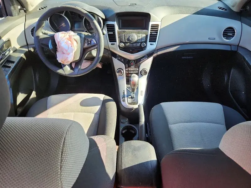2011 CHEVROLET CRUZE LS  