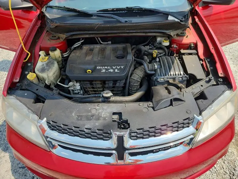 2013 DODGE AVENGER SE  