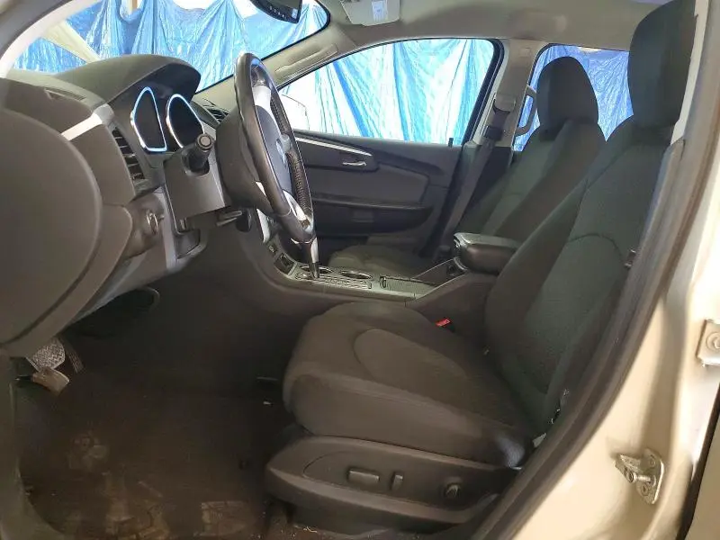2011 CHEVROLET TRAVERSE LT  