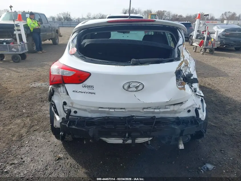 2017 HYUNDAI ELANTRA GT  