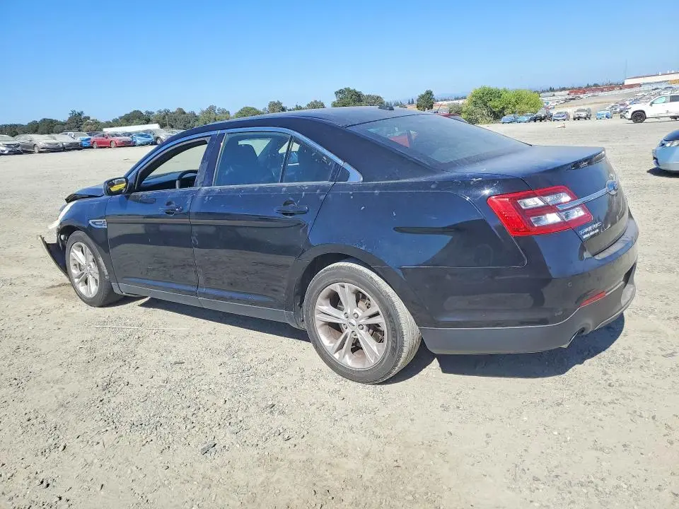 2018 FORD TAURUS SEL  
