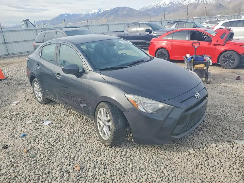 2017 TOYOTA YARIS IA BASE  