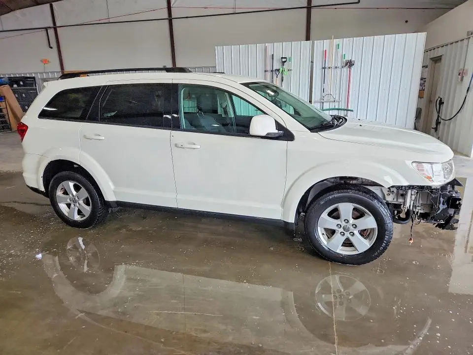 2011 DODGE JOURNEY MAINSTREET  
