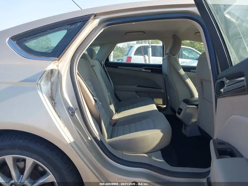 2017 FORD FUSION SE