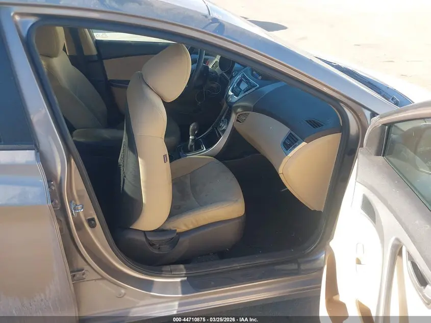 2012 HYUNDAI ELANTRA GLS