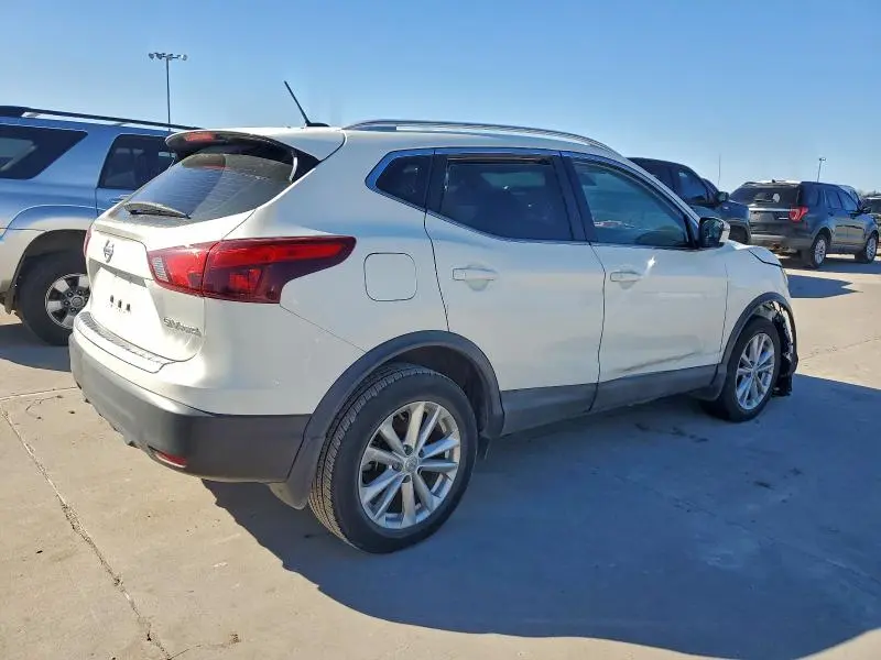 2017 NISSAN ROGUE SPORT S  