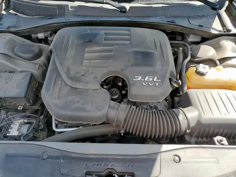 2019 DODGE CHARGER SXT  