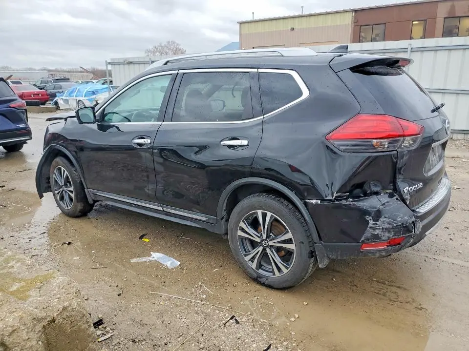 2017 NISSAN ROGUE SL  