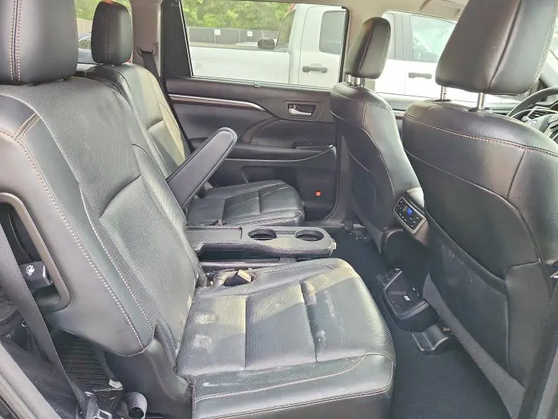 2016 TOYOTA HIGHLANDER LIMITED PLATINUM  