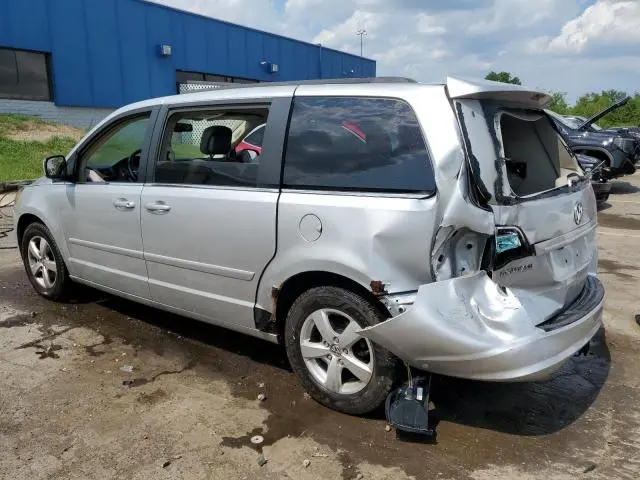 2011 VOLKSWAGEN ROUTAN SE  