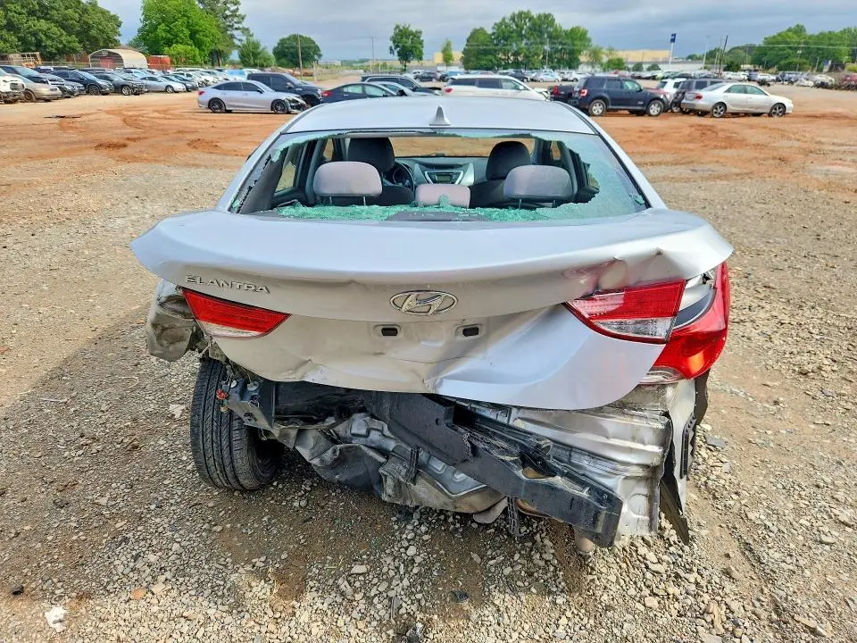 2012 HYUNDAI ELANTRA GLS  