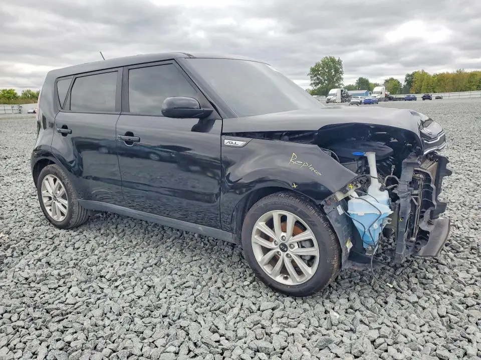 2018 KIA SOUL +  