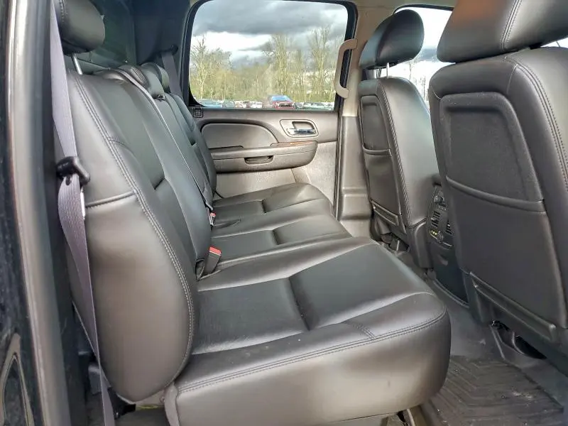 2011 CHEVROLET AVALANCHE LTZ  