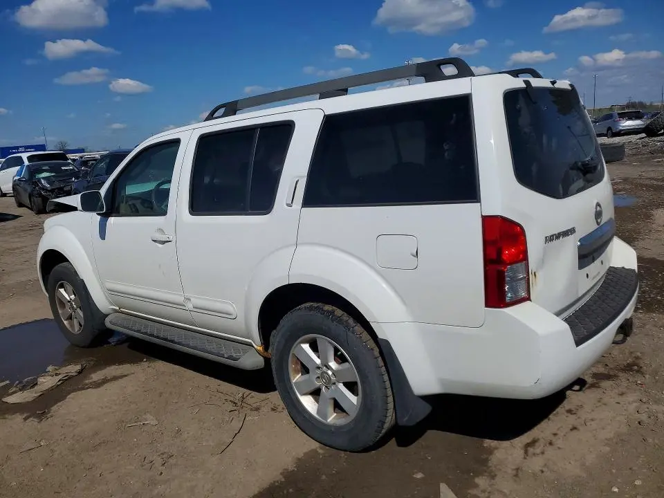 2012 NISSAN PATHFINDER S  