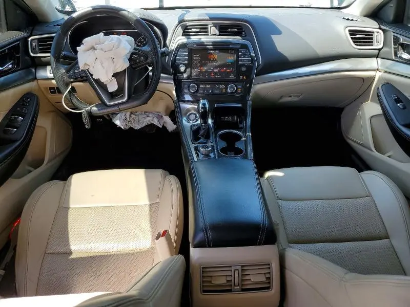 2021 NISSAN MAXIMA SV  