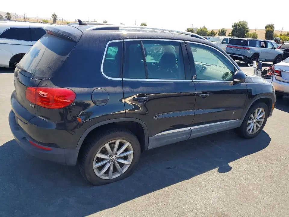 2017 VOLKSWAGEN TIGUAN WOLFSBURG  